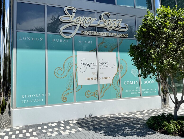 1006 Hallandale Beach Blvd, Hallandale Beach, FL for sale - Building Photo - Image 1 of 8