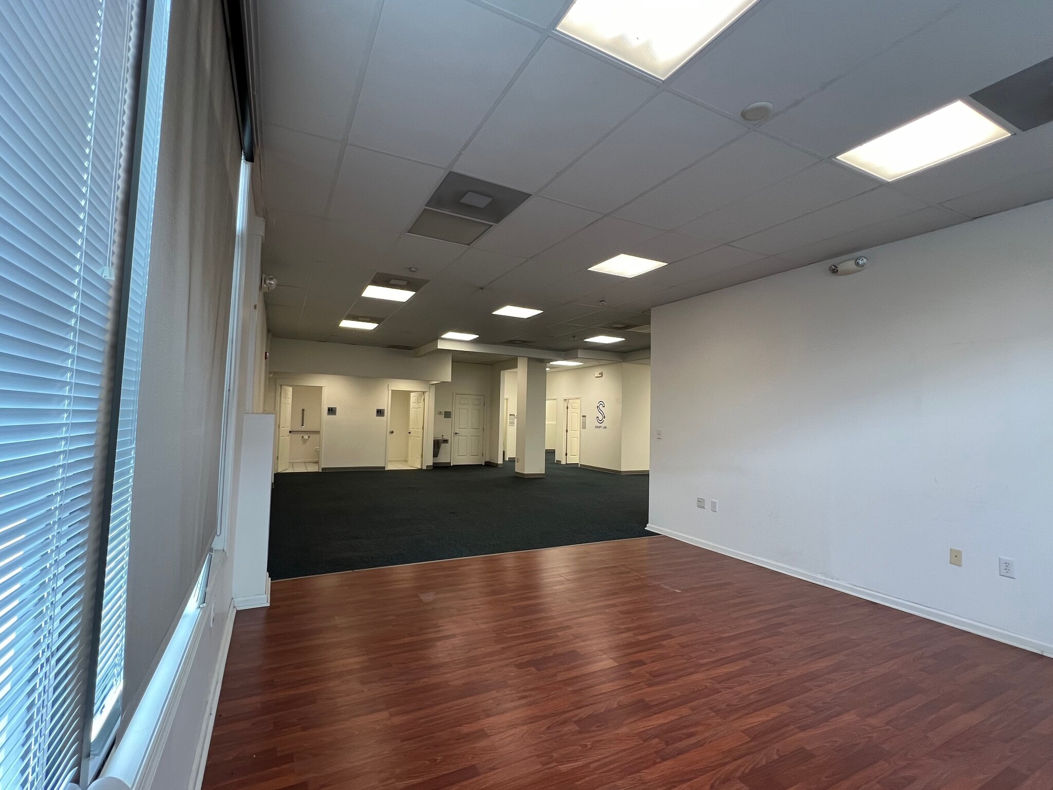 100 S Main St, Newark, DE for lease Lobby- Image 1 of 13