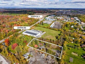 Plus de détails pour 2548 Leitrim Rd, Gloucester, ON - Terrain à vendre