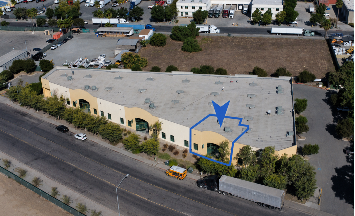 8580 Avenida De La Fuente, San Diego, CA à vendre Photo du bâtiment- Image 1 de 10