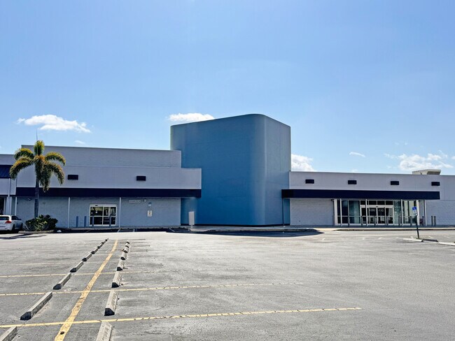 More details for 4300-4380 S Cleveland Ave, Fort Myers, FL - Retail for Lease