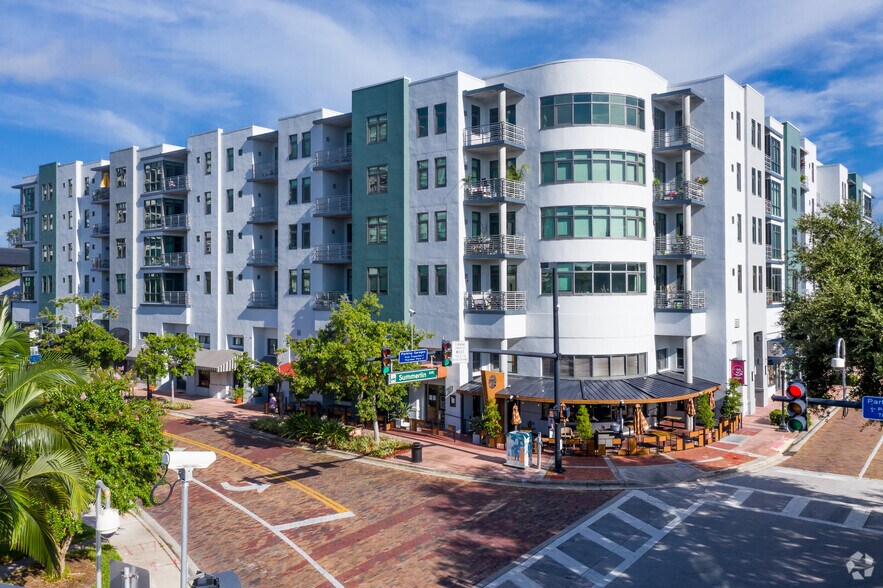 2-20 N Summerlin Ave, Orlando, FL à louer - Photo du bâtiment - Image 2 de 9