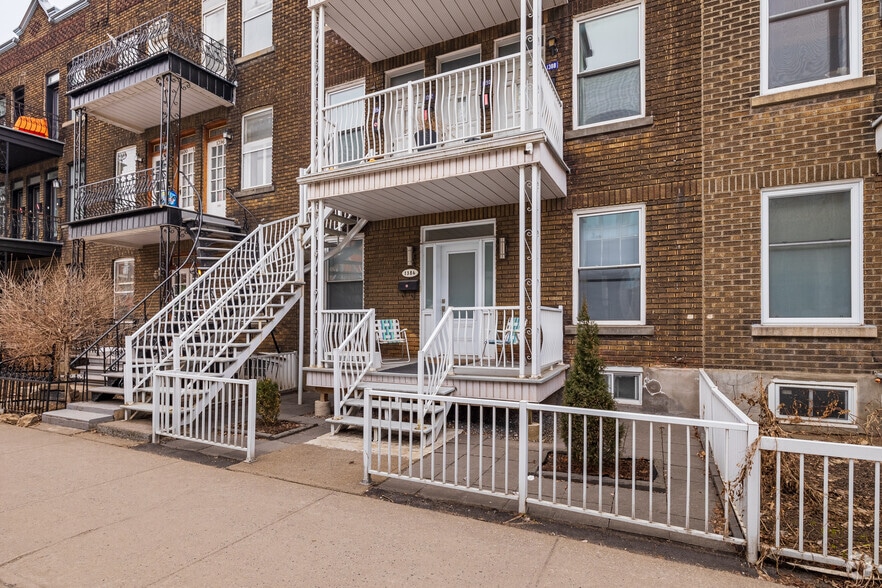 1386-1394 Av Laurier E, Montréal, QC à vendre - Photo du bâtiment - Image 2 de 2