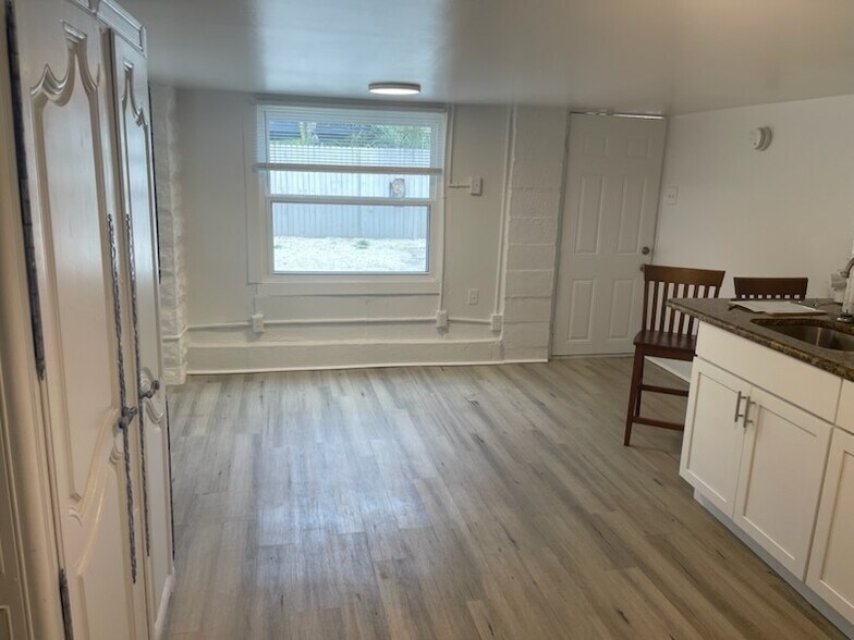 19 Hollywood ave, Daytona Beach, FL à vendre - Photo du bâtiment - Image 2 de 15