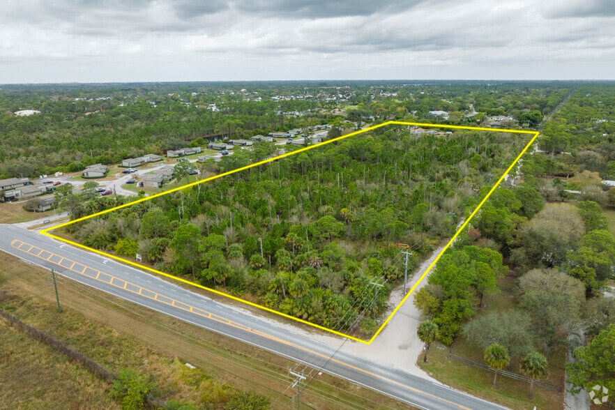 5001 Indrio Rd, Fort Pierce, FL for sale - Building Photo - Image 1 of 12