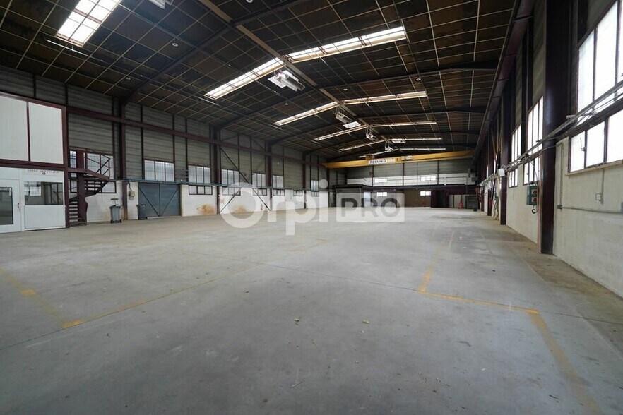 15 Rue Ampère, Chassieu for lease - Building Photo - Image 2 of 12
