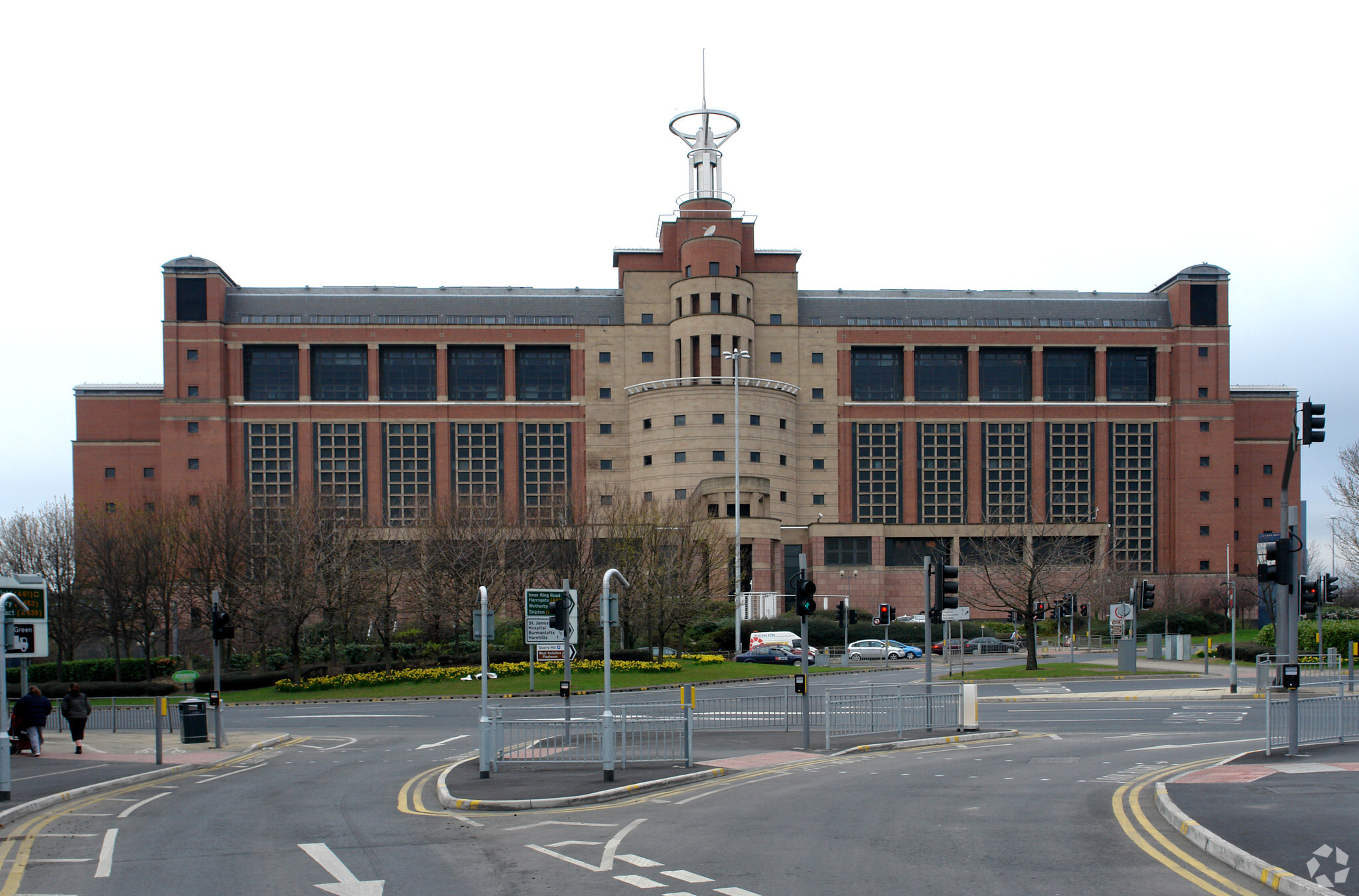 Quarry Hl, Leeds for sale Primary Photo- Image 1 of 1