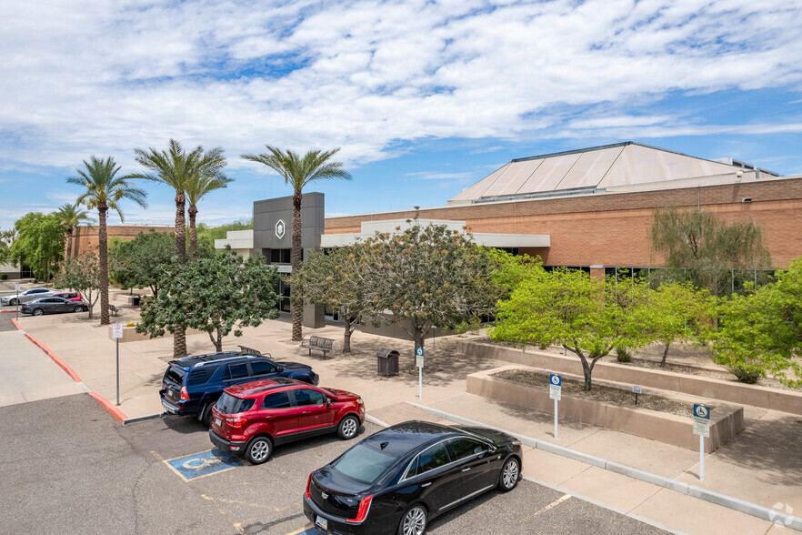 2500 W Union Hills Dr, Phoenix, AZ for sale - Building Photo - Image 1 of 1