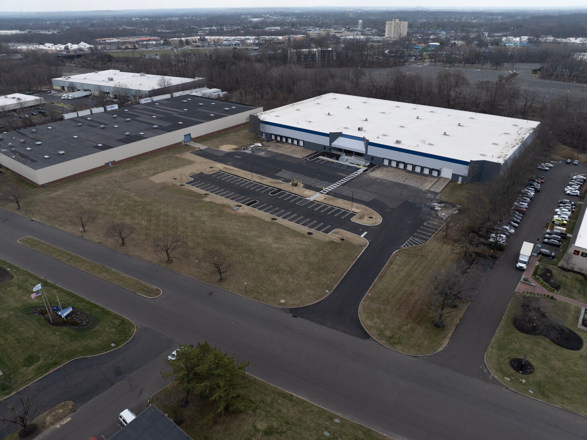 2151 Cabot Blvd W, Langhorne, PA for lease Primary Photo- Image 1 of 8