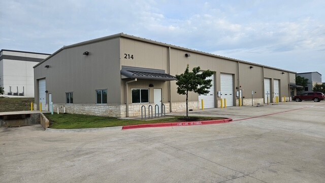 Plus de détails pour 214 Warehouse Dr, Buda, TX - Industriel à louer