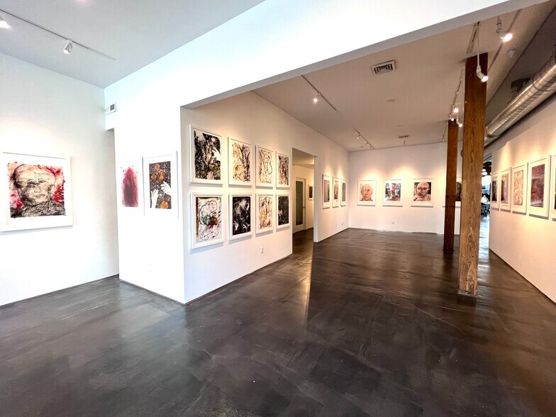 76 Prince St, Kingston, NY à vendre - Photo intérieure - Image 2 de 16