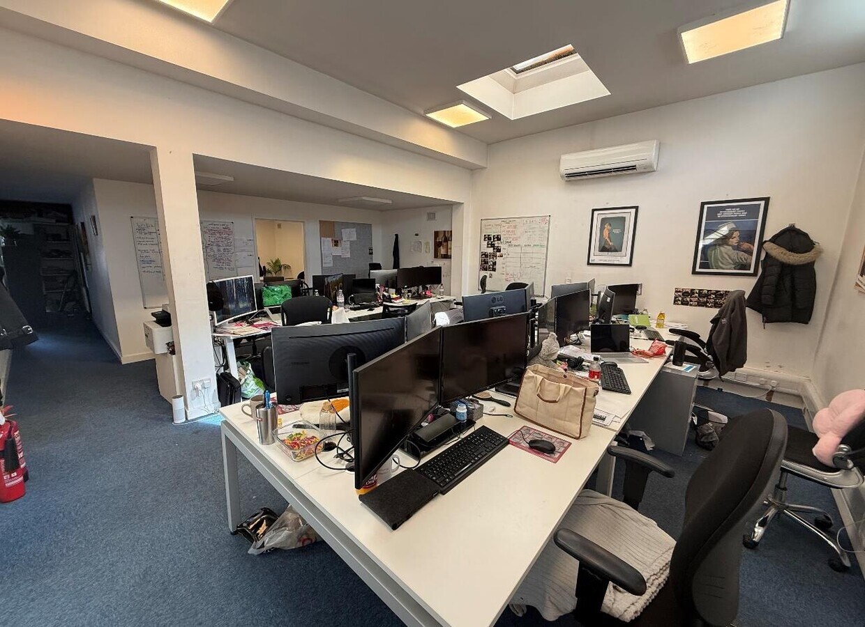 The Square, Sawbridgeworth, HRT CM21 9AE - Unité Suite 1 -  - Photo intérieure - Image 1 of 3