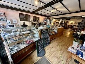 3 Buttermarket, Thame for lease Interior Photo- Image 1 of 3
