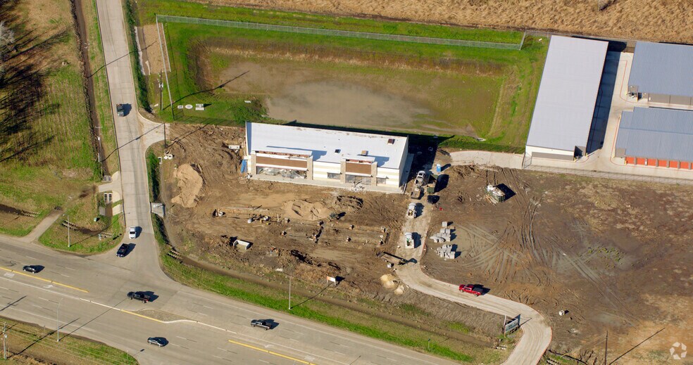 14105 Highway 6, Rosharon, TX à louer - Aérien - Image 3 de 9