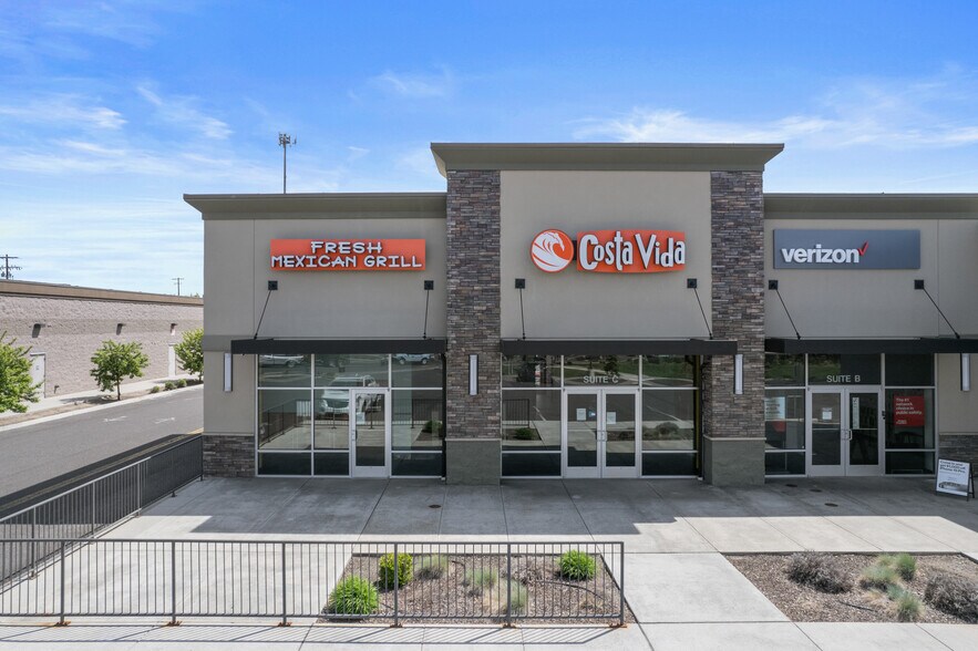 9412 N Newport Hwy, Spokane, WA à louer - Photo du bâtiment - Image 3 de 9