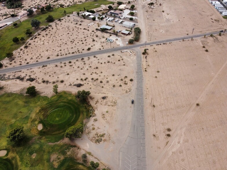 1 Acre on Wells Road-Enjoy the Golf Lifestyle! Rd, Blythe, CA for sale - Building Photo - Image 2 of 7