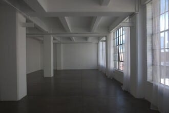 1500 S Los Angeles St, Los Angeles, CA for lease Building Photo- Image 1 of 1