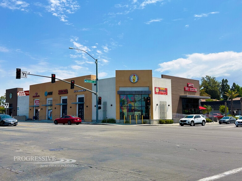 9885 Sierra Ave, Fontana, CA for lease - Primary Photo - Image 1 of 9