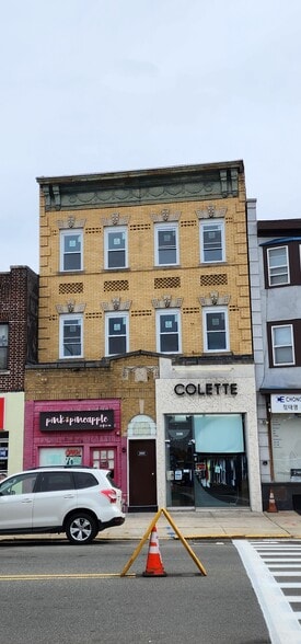 326 Broad Ave, Palisades Park, NJ for sale - Building Photo - Image 1 of 3