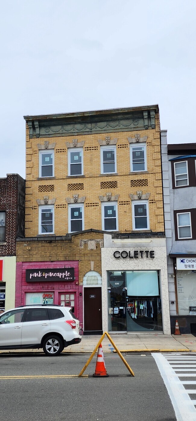 More details for 326 Broad Ave, Palisades Park, NJ - Retail for Sale