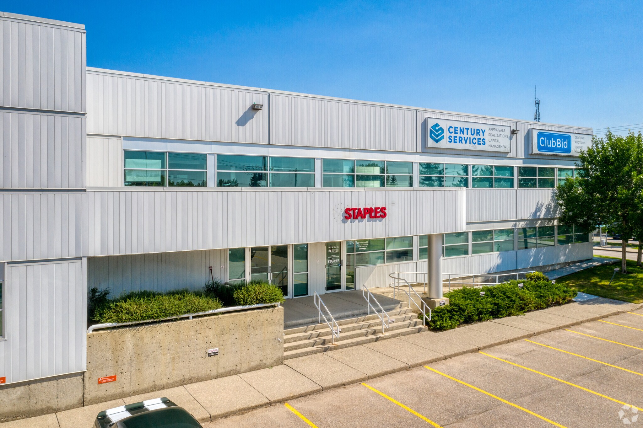 4220 Blackfoot Trl SE, Calgary, AB à vendre Photo principale- Image 1 de 1