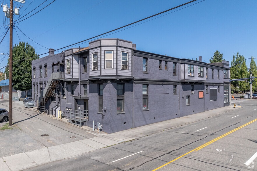 2920 Hewitt Ave, Everett, WA à vendre - Photo du bâtiment - Image 3 de 19