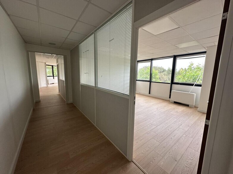 644 L'Occitane, Labège for lease - Interior Photo - Image 3 of 5