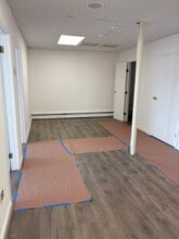 125 E Main St, Patchogue, NY à louer Photo intérieure- Image 2 de 4