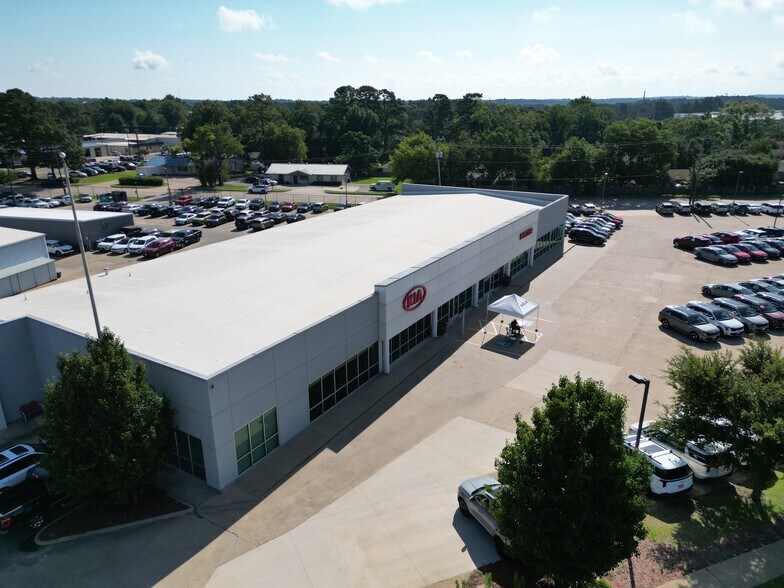 4815 Troup Hwy, Tyler, TX à vendre - Photo du bâtiment - Image 2 de 8