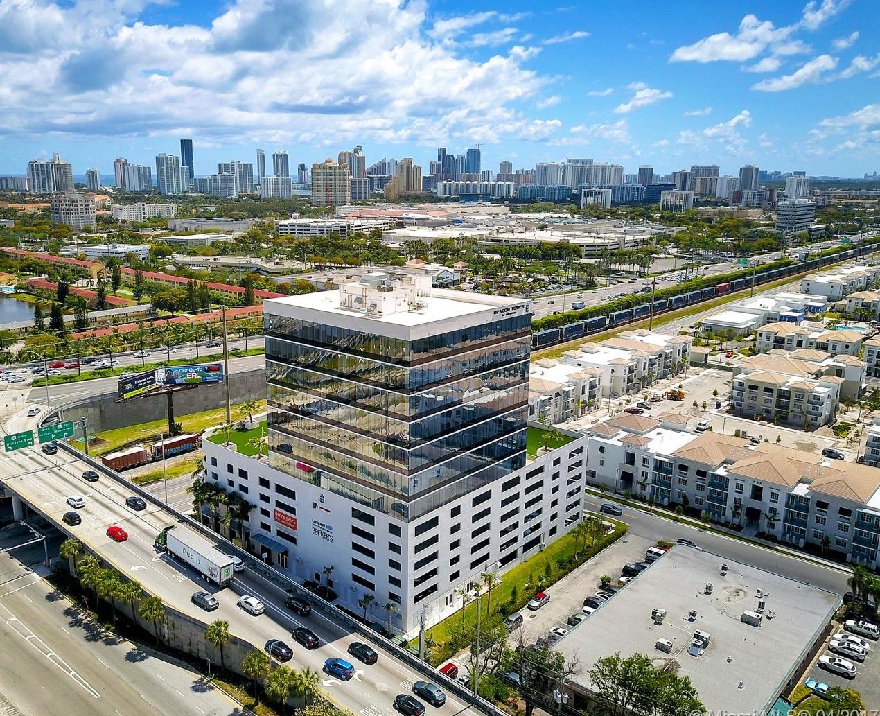 20200 W Dixie Hwy, Aventura, FL for lease Building Photo- Image 1 of 21