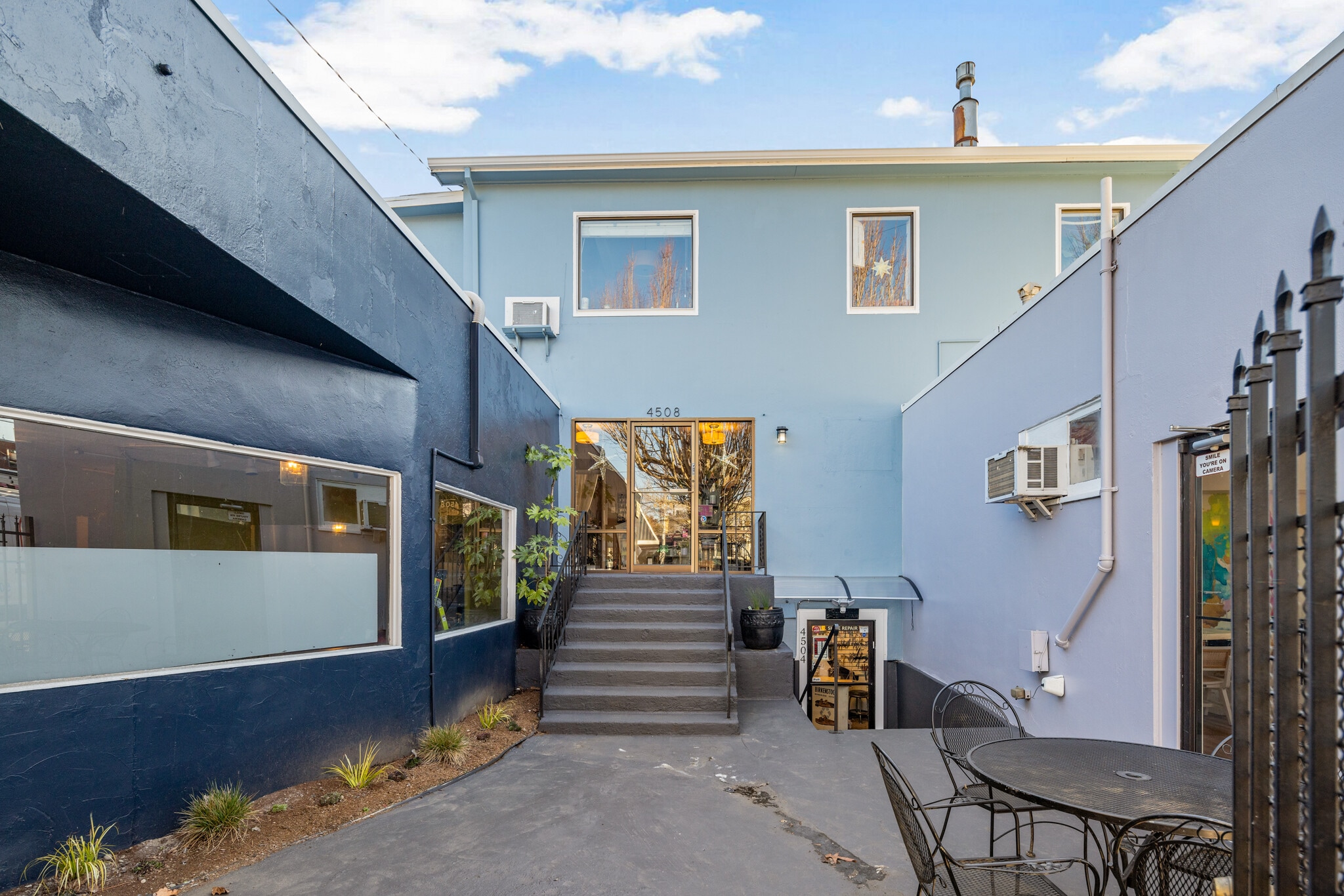 4500 NE Sandy Blvd, Portland, OR for lease Interior Photo- Image 1 of 8