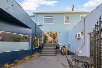 4500 NE Sandy Blvd, Portland, OR for lease Interior Photo- Image 1 of 8