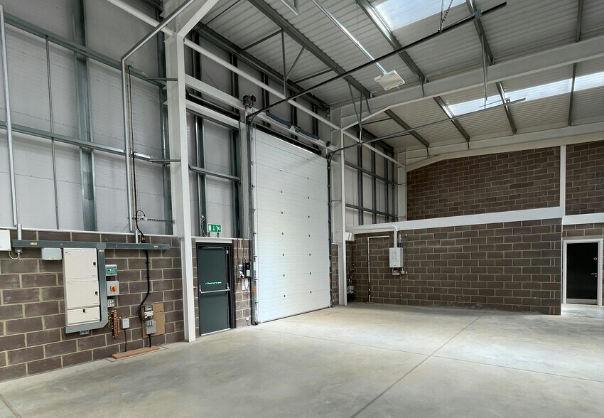 Saltmeadows Rd, Gateshead à louer - Photo du bâtiment - Image 3 de 16