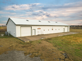 4122 Lois Rd W, Sanger TX - Warehouse