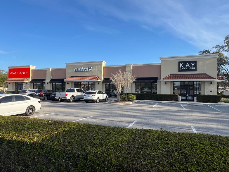 917 N US Highway 441, Lady Lake, FL for lease - Building Photo - Image 2 of 4