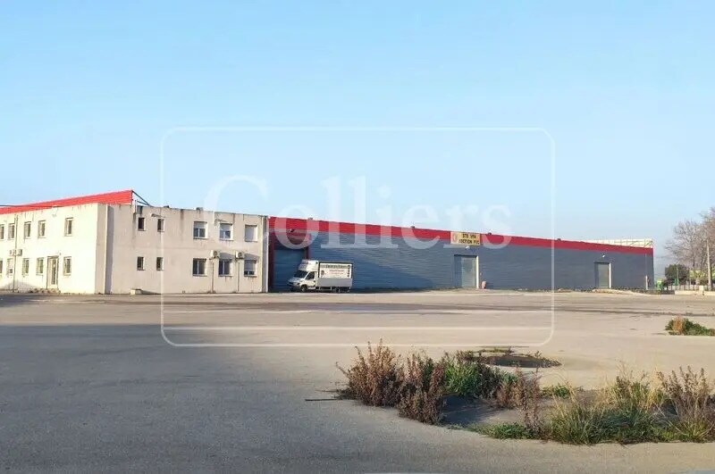 Flex in Gignac-la-Nerthe for lease Building Photo- Image 1 of 10