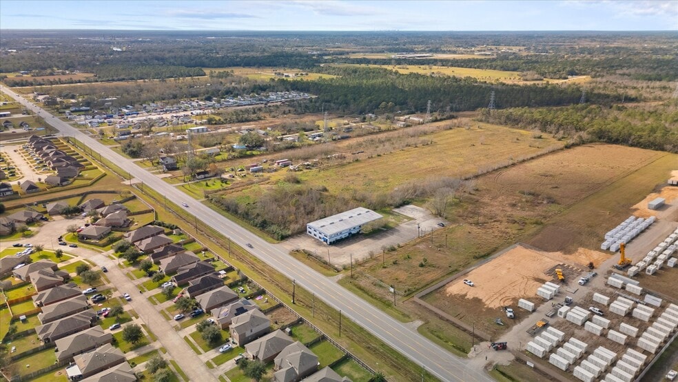 4820 FM 2004 Rd, Hitchcock, TX for sale - Building Photo - Image 2 of 30