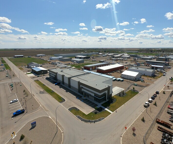 1027 11 Ave, Coaldale, AB à louer - Photo du bâtiment - Image 3 de 7