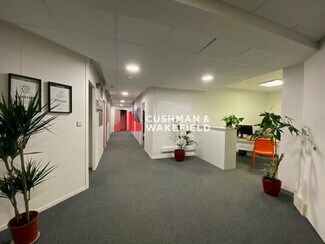 Plus de détails pour 10 Place Alfonse Jourdain, Toulouse - Bureau à louer