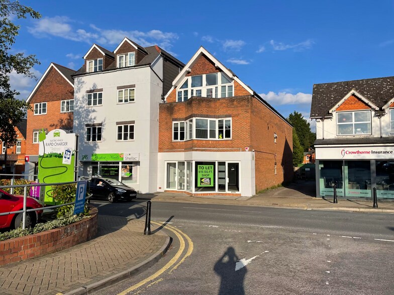 79 High St, Crowthorne à louer - Photo du bâtiment - Image 2 de 9