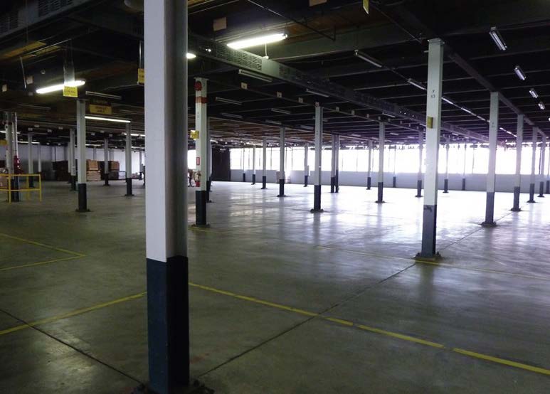 220 E 14th Ave, North Kansas City, MO à louer - Photo du bâtiment - Image 3 de 51