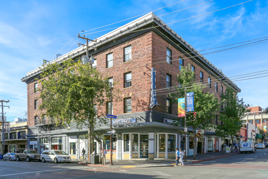 2340 Telegraph Ave, Berkeley, CA à vendre - Photo du bâtiment - Image 1 de 1