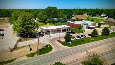 232 W Mound Rd, Decatur, IL for lease Interior Photo- Image 2 of 5