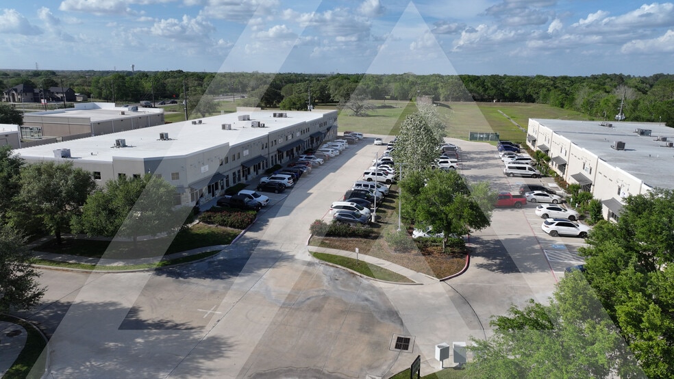 1811 First Oaks St, Richmond, TX à louer - Photo du bâtiment - Image 3 de 16