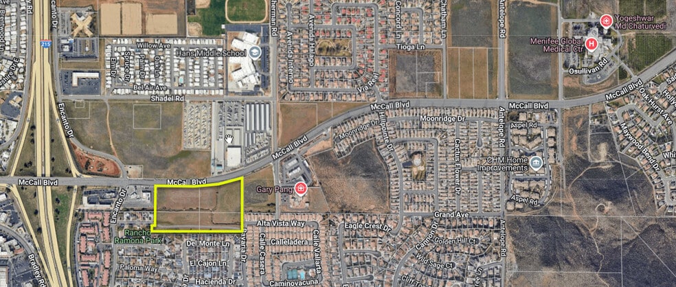 McCall Blvd, Menifee, CA à vendre - Aérien - Image 2 de 2