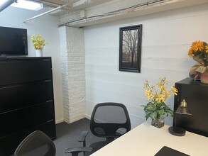 119 W Main St, West Dundee, IL for lease Interior Photo- Image 2 of 5