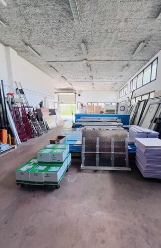 More details for Rue Des Poiriers, Plaisir - Flex for Lease
