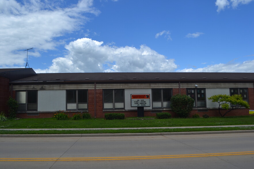 102 S Washington St, Oconto Falls, WI for sale - Building Photo - Image 3 of 21