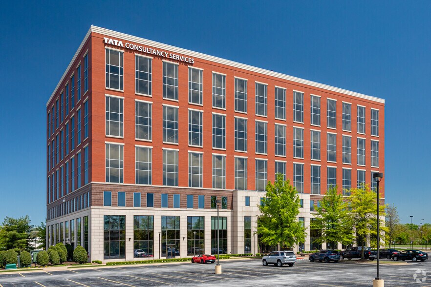 609 SW 8th St, Bentonville, AR à louer - Photo du bâtiment - Image 1 de 13