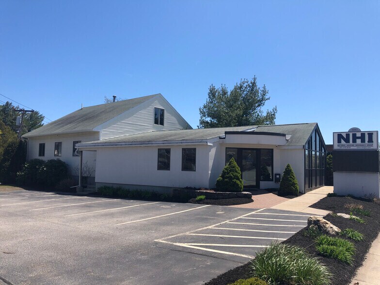 1087 Forest Ave, Portland, ME à louer - Photo du bâtiment - Image 2 de 7